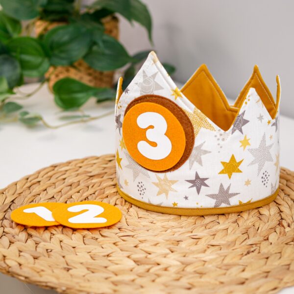 Corona cumpleaños Jaune