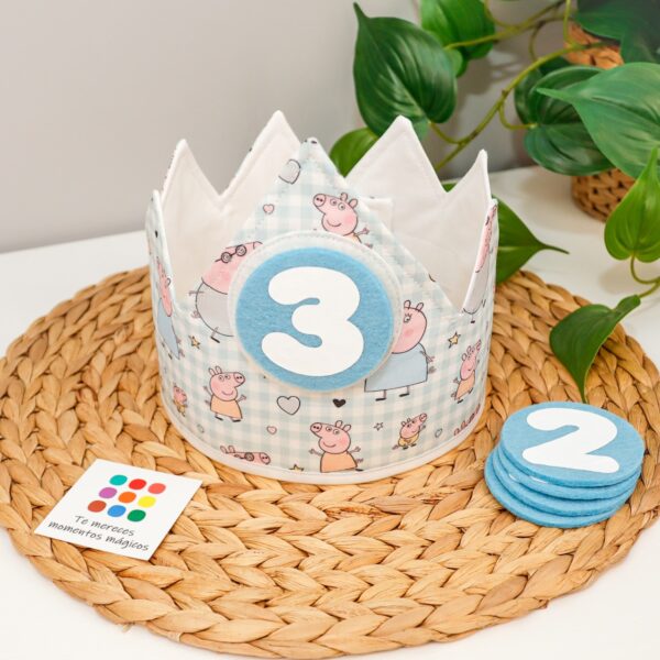 Corona cumpleaños Pepa Pig azul