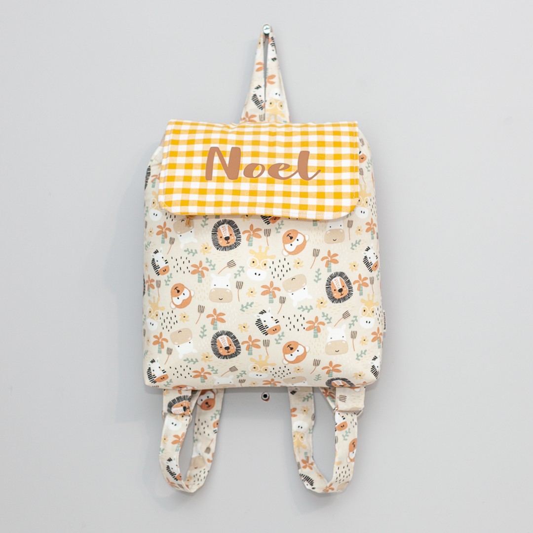 Mochila infantil artesanal Sabana hecha a mano con estampado de animales de la sabana